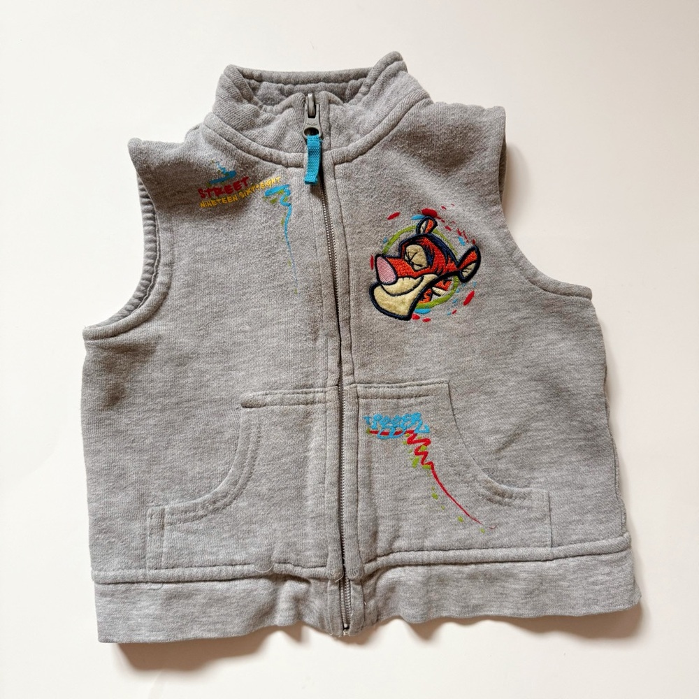 Disney Tigger Winnie The Pooh Gray Embroidered Vest size 18 months
